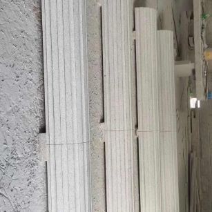 上海 花岗岩厂家带你看白麻花岗岩门楼大柱柱皮