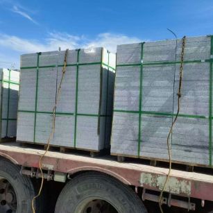 上海 芝麻白花岗岩地铺石装车日常