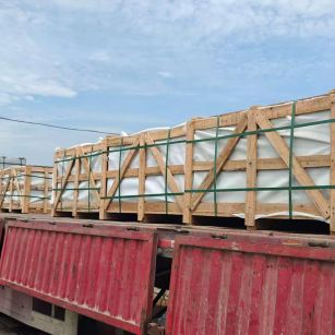 上海 芝麻白花岗岩地铺石出口专车-泰国游