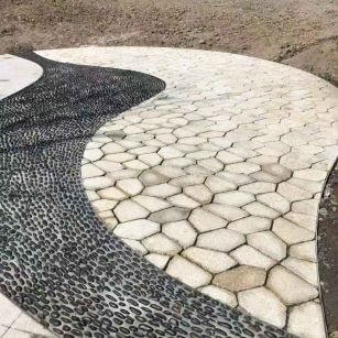 上海 黄金麻冰裂纹地铺石工地铺装案例