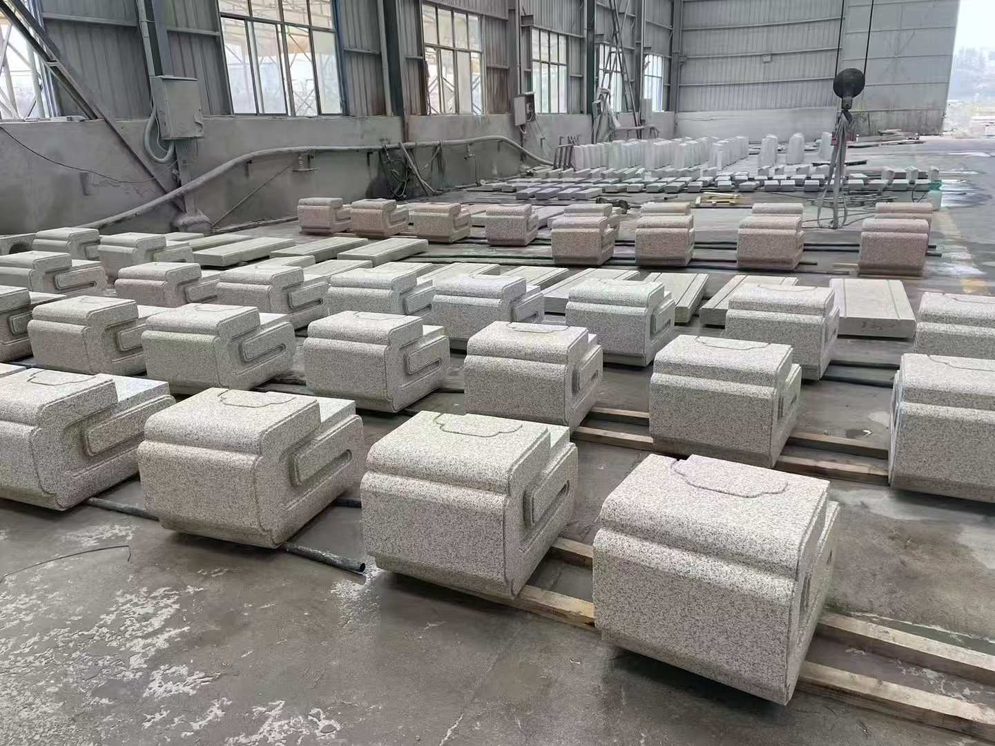 上海 白麻花岗岩异形加工-石凳，坐凳