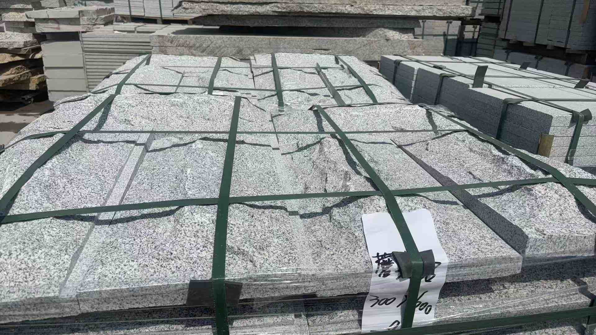 上海 芝麻白蘑菇石成品