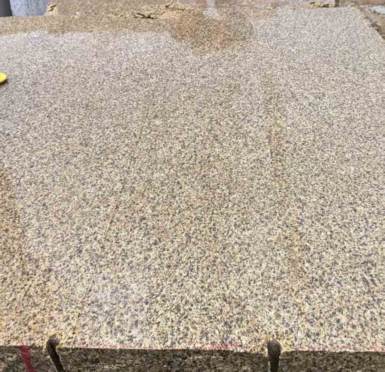 上海 黄金麻花岗岩石材方料