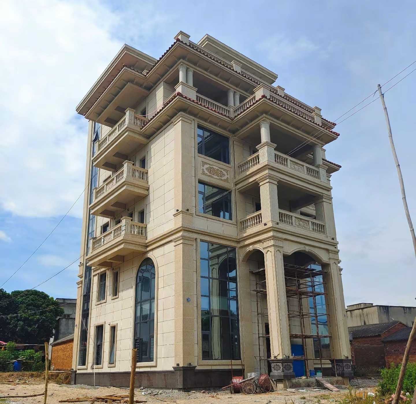 上海 黄金麻花岗岩石材别墅外墙干挂搭配（雕花栏杆花瓶柱门楼罗马柱）