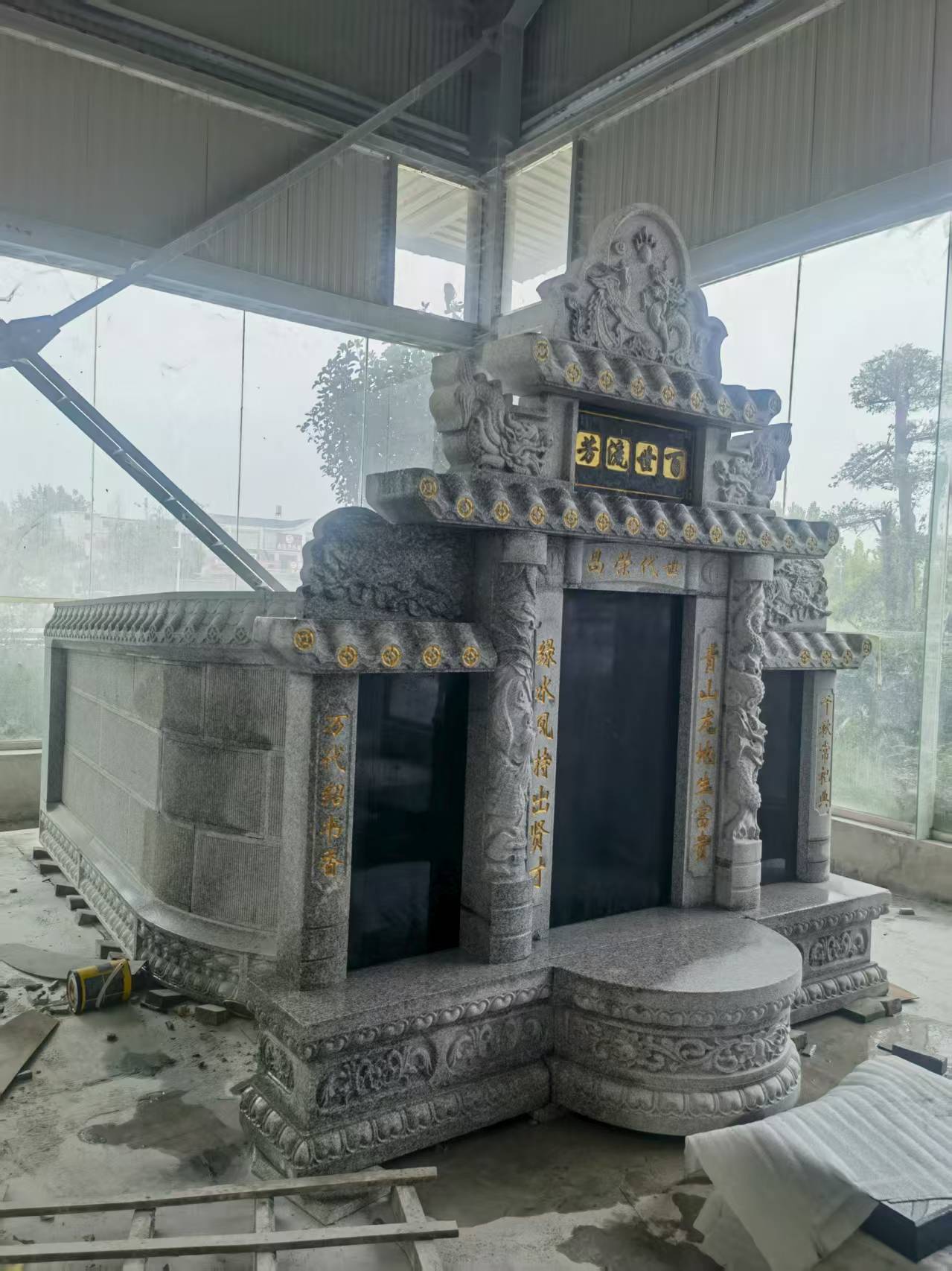 上海 芝麻白墓碑效果展示图